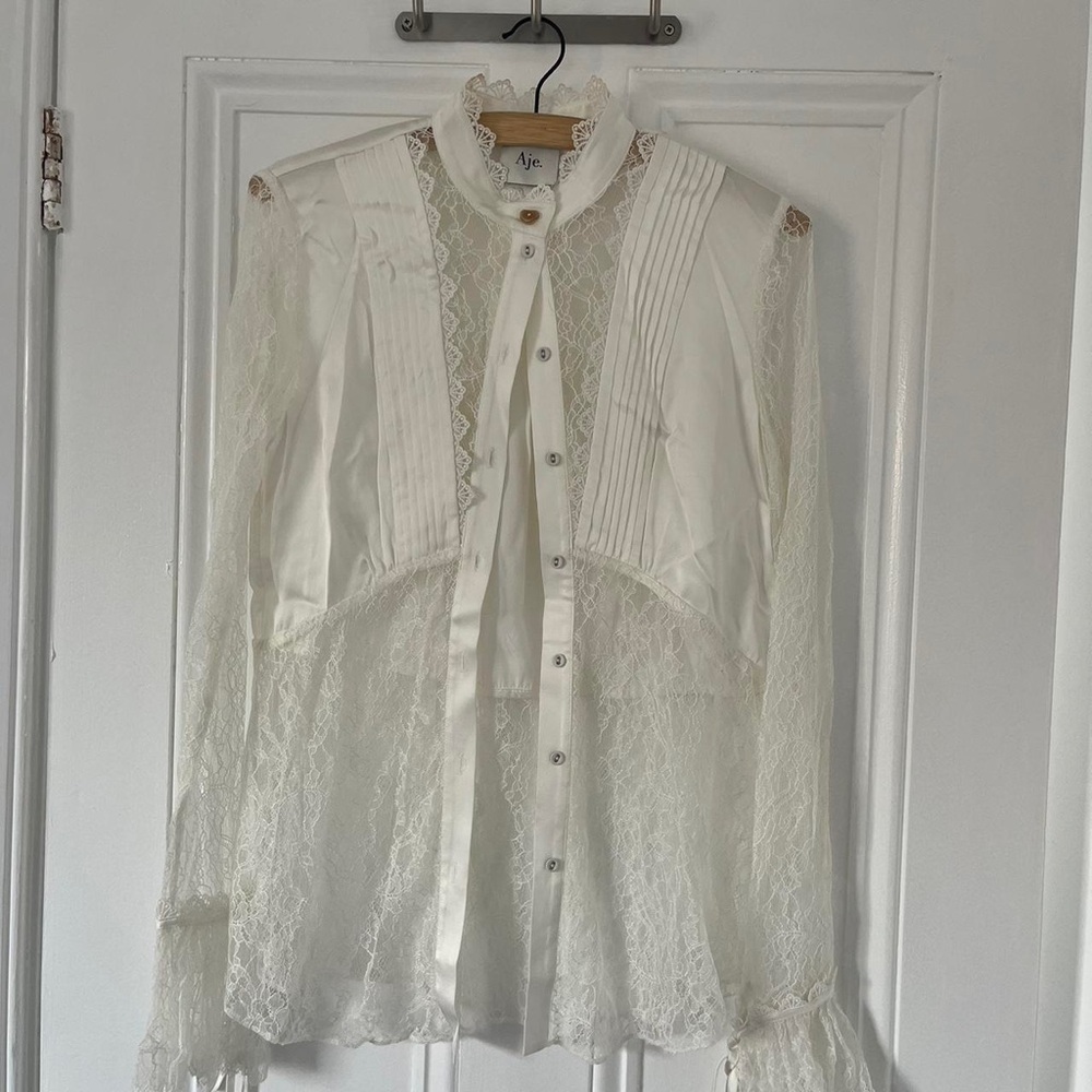 Aje lace blouse Size 4 Like New - Picture 10 of 10